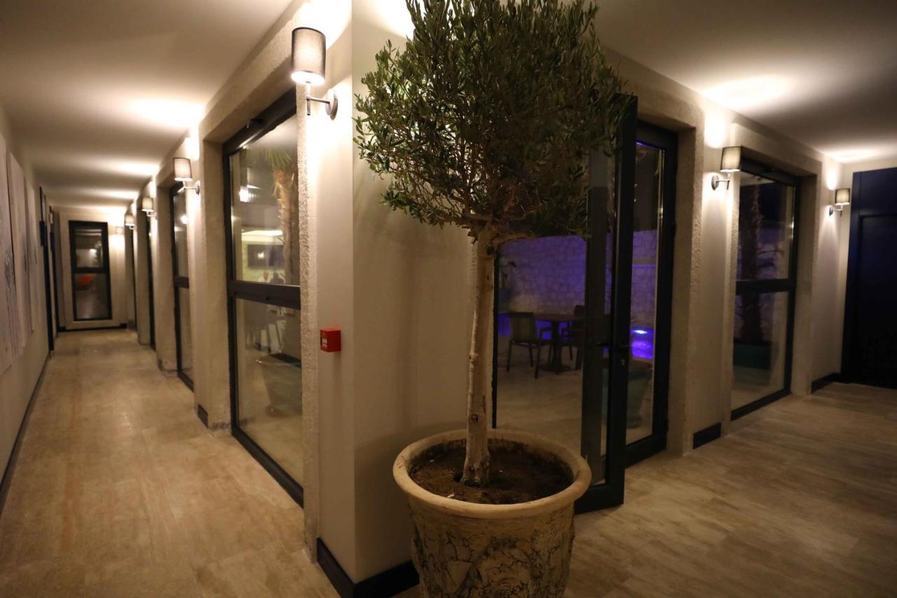 Ariel Hotel ألاتشاتي المظهر الخارجي الصورة