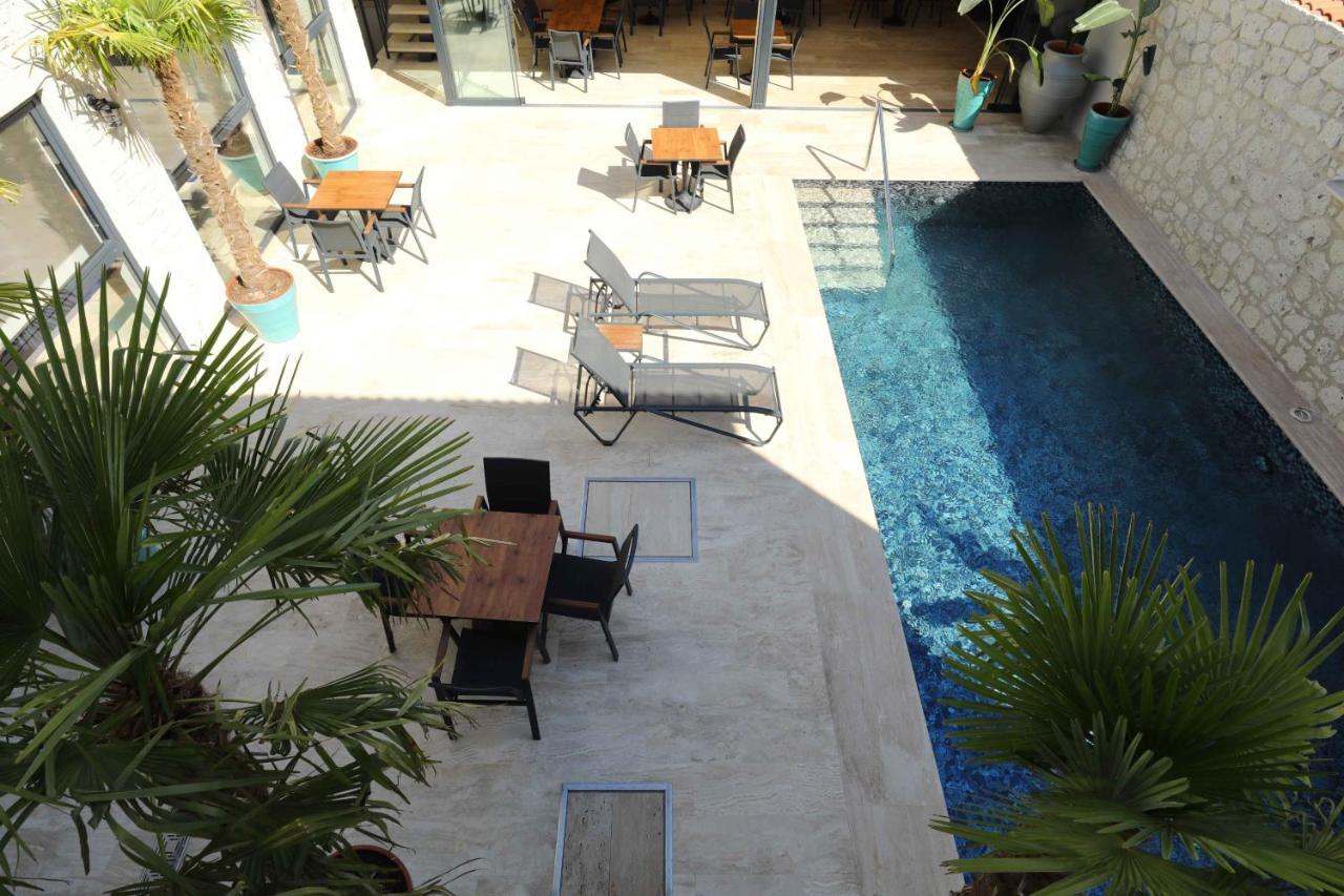 Ariel Hotel ألاتشاتي المظهر الخارجي الصورة