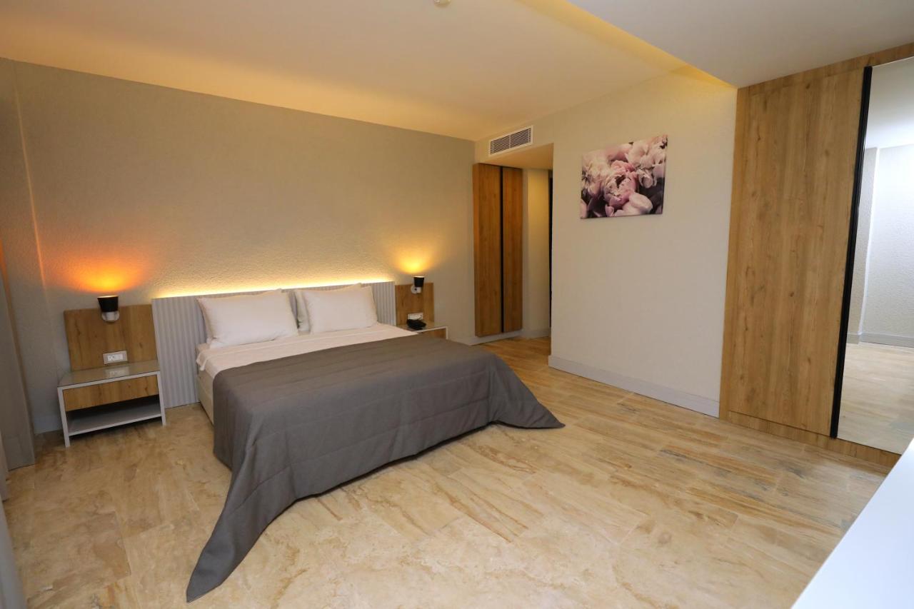 Ariel Hotel ألاتشاتي المظهر الخارجي الصورة