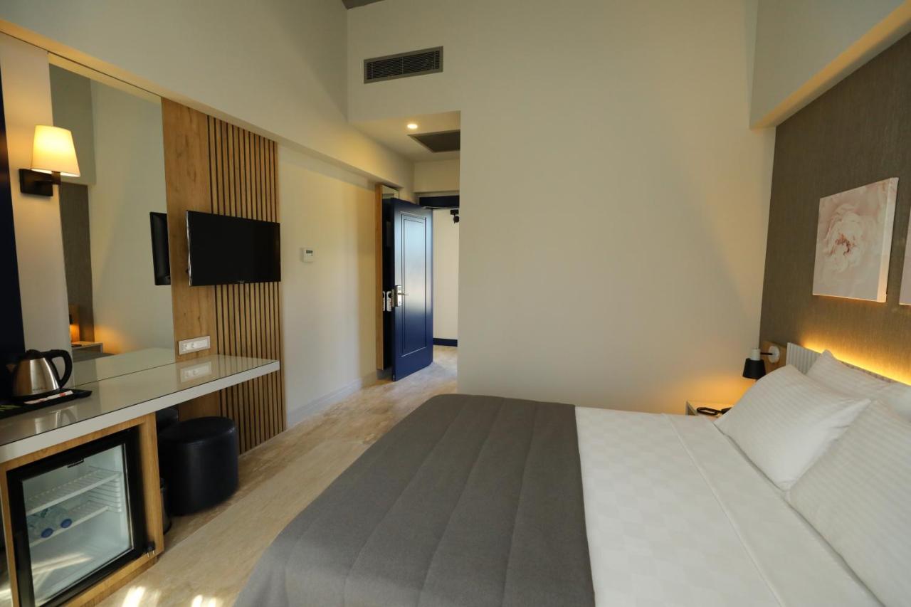 Ariel Hotel ألاتشاتي المظهر الخارجي الصورة